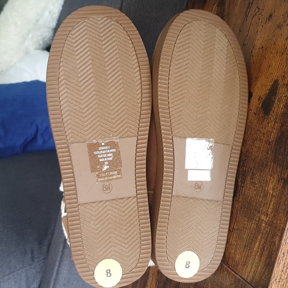 Authentic Warm boots by G by Guess brown size 8 NWT - Picture 8 of 13